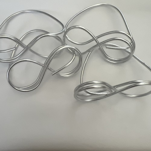 Infinity shaped table place - infinity,